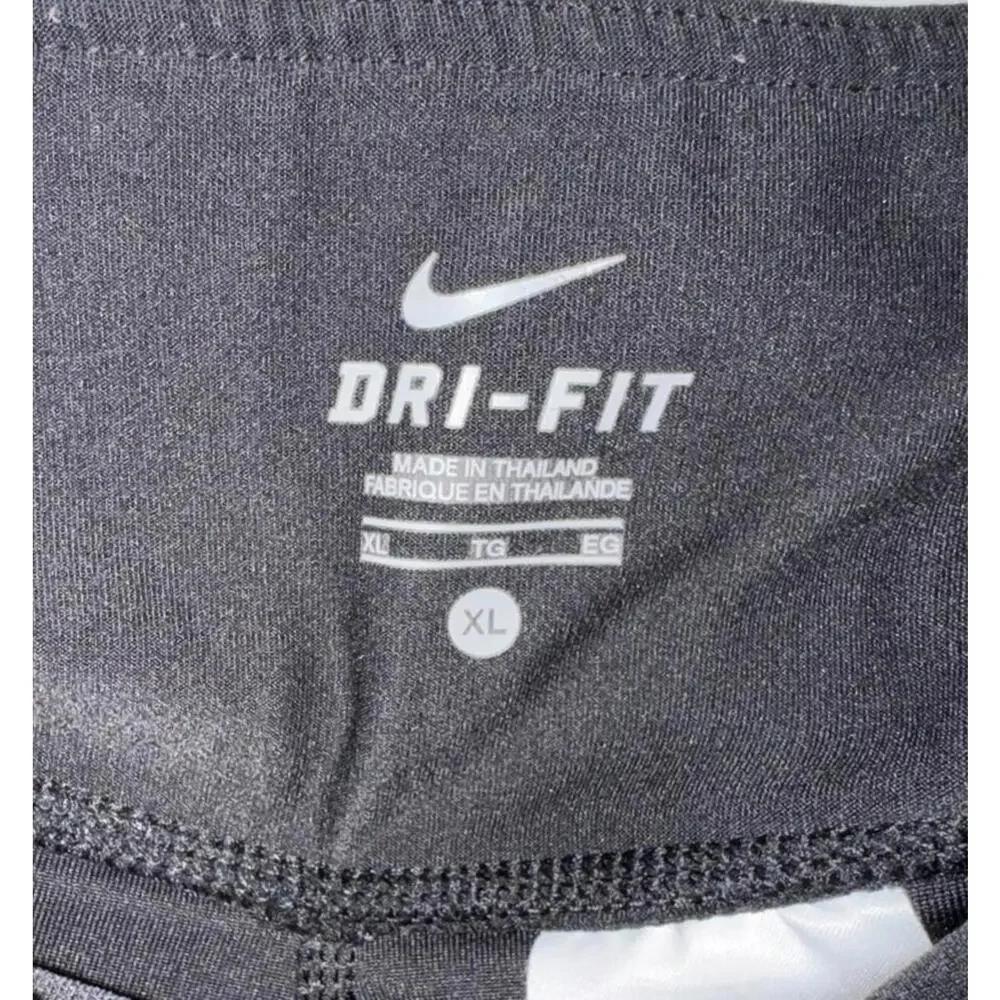 Women's Nike Dri-Fit Black Capri Workout Leggings - Size XL - Picture 3 of 5
